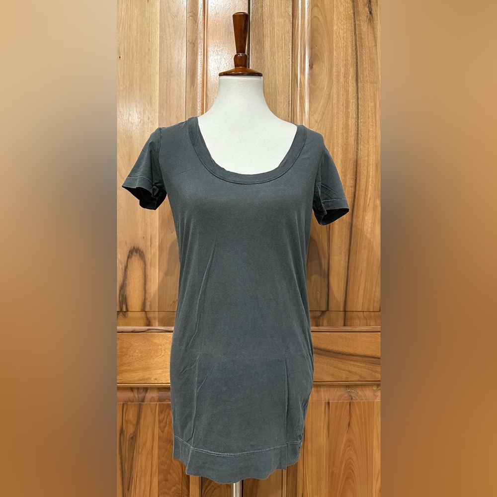 James Perse - Long Slouchy Tee - Low Scoop Neckline - Blue-Gray Cotton VGUC - 1